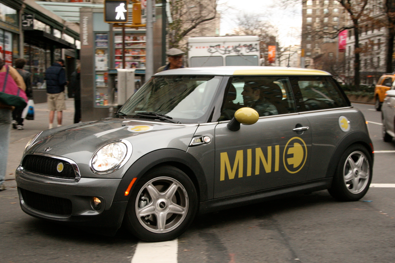 Illustration for article titled MINI E: First Drive